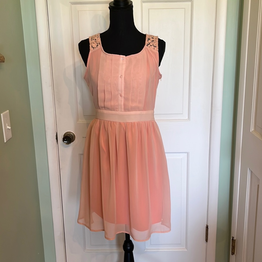 Peach colored fully lined dress, Size M
